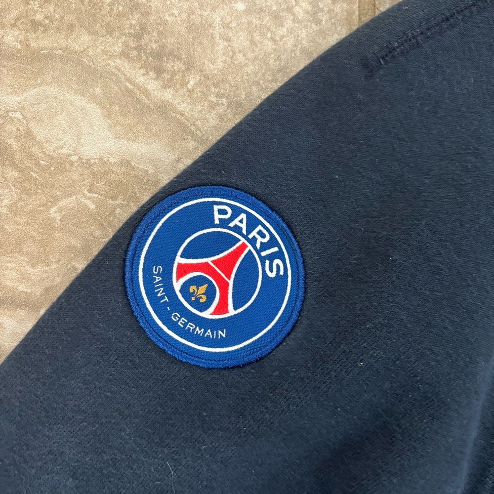 Nike Paris‎ Saint-Germain Club Men's Soccer Crew-Neck Sweatshirt sz XL - Picture 8 of 12